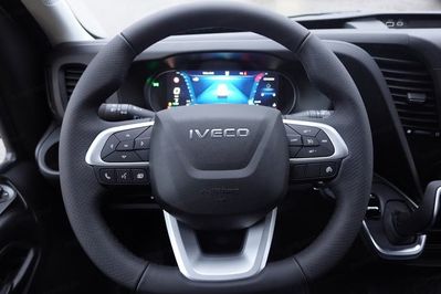 Iveco Daily 35S16 12m3 L3H2 Hi-Matic