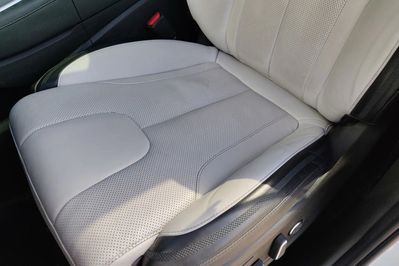 Hyundai Santa Fe 1.6 t-Gdi Hev Platinum 4WD
