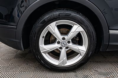 Volkswagen Tiguan 2.0 TDI SCR Active DSG