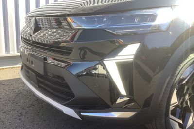 Renault Symbioz Iconic