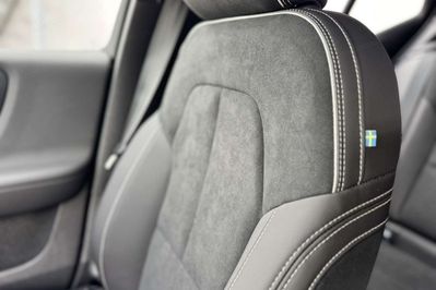 Volvo XC40 B3 Plus Dark