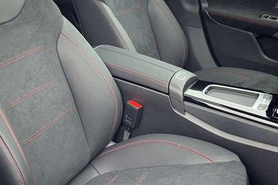 Mercedes CLA 200 AMG Line Shooting Brake