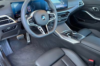 BMW Seria 3 330i xDrive M Sport