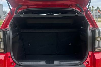 Fiat Grande Panda 44 kWh (Red)