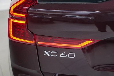 Volvo XC60 B5 AWD Core