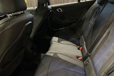 BMW Seria 1 118i M Sport aut