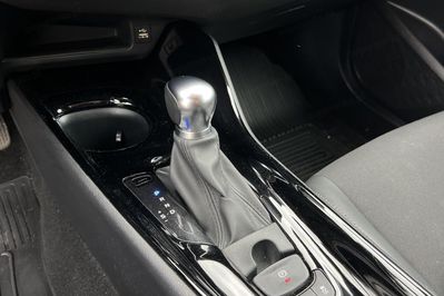 Toyota C-HR 2.0 Hybrid Style