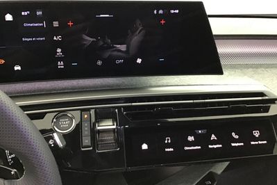 Peugeot 3008 GT 1.2 mHEV e-DCS6