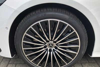 Mercedes E Klasa 200  4-Matic AMG