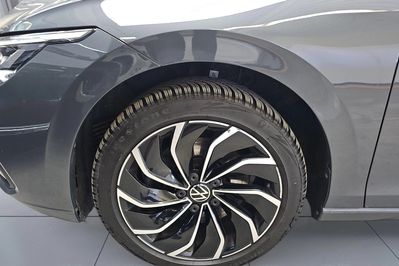 Volkswagen Golf 2.0 TDI Life DSG