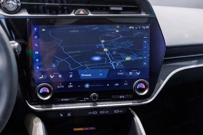 Lexus RZ 450e Omotenashi DIRECT4