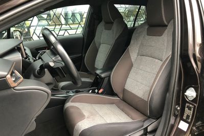 Toyota Corolla 2.0 Hybrid Trek