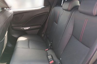 Lexus LBX 1.5 Hybrid Emotion