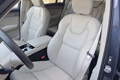 Volvo XC90 T8 AWD Plug-In Hybrid Ultra Bright 7os
