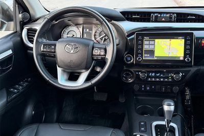 Toyota HiLux Double Cab SR5+ 4x4 AT