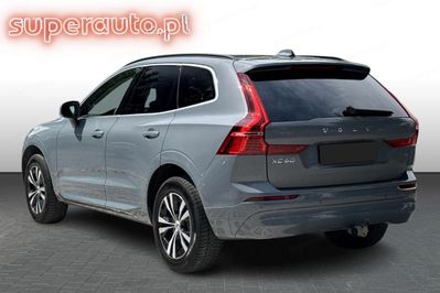 Volvo XC60 B5 B AWD Momentum Pro
