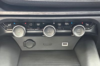Citroen C5 X 1.6 PureTech Shine EAT8