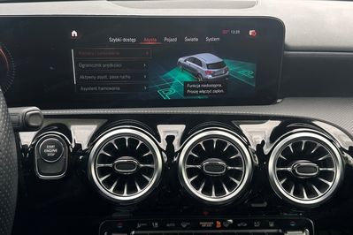 Mercedes Klasa A A 250 e AMG Line 8G-DCT