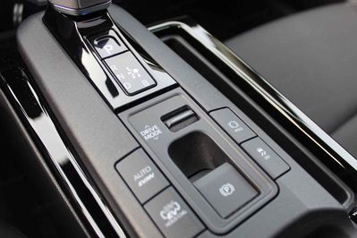 Toyota Prius Prestige 2.0 Hybrid Plug-in