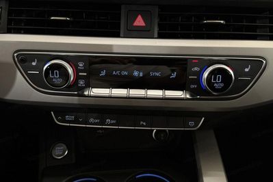 Audi A4 40 TFSI mHEV S tronic