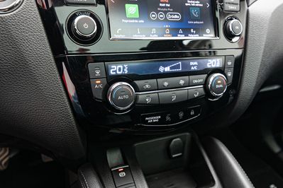 Nissan Qashqai 1.3 DIG-T N-Connecta