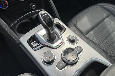 Alfa Romeo Stelvio 2.0 Turbo Sprint Q4 aut