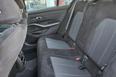 BMW Seria 3 330i xDrive M Sport