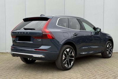 Volvo XC60 T6 Plug-In Hybrid AWD Ultra Bright