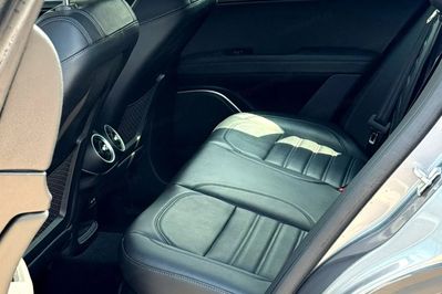 Alfa Romeo Stelvio 2.0 Turbo Executive Q4 aut