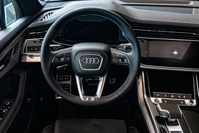 Audi Q7 50 TDI quattro S Line