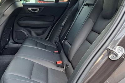 Volvo V60 B4 D Plus Dark