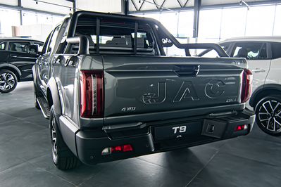 Jac T9 8AT 4x4