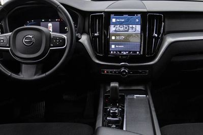 Volvo XC60 B4 B Momentum Pro