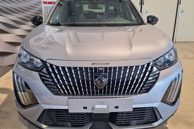 Peugeot 2008 Allure e-DCS 1.2 mHEV