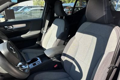 Volvo XC40 T4 Plug-In Hybrid Plus Bright