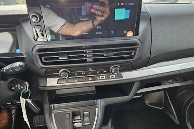 Peugeot Expert XL L2H1 EAT8