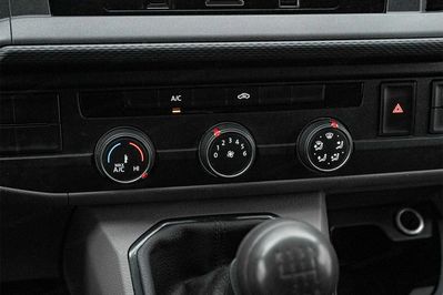 Volkswagen Transporter T6.1 L2H1