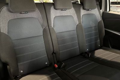 Dacia Jogger Journey 7-miejsc 1.8 Full Hybrid
