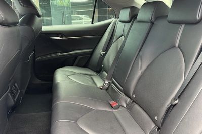 Toyota Camry 2.5 Hybrid Executive CVT
