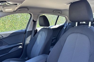 BMW Seria 1 118i Advantage aut
