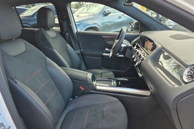 Mercedes GLA 200 mHEV AMG Line 7G-DCT