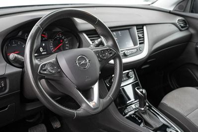 Opel Grandland X 1.2 T GPF Design Line S&S