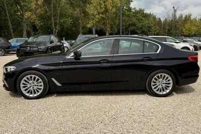 BMW Seria 5 530e iPerformance xDrive Sport Line sport aut
