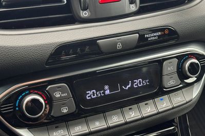 Hyundai i30 1.5 T-GDI 48V Smart