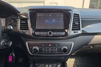 SsangYong Musso Crystal