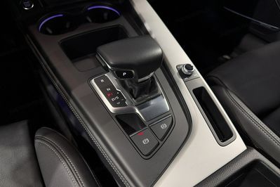 Audi A4 35 TFSI mHEV S tronic
