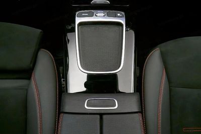 Mercedes Klasa A 200 AMG Line 7G-DCT