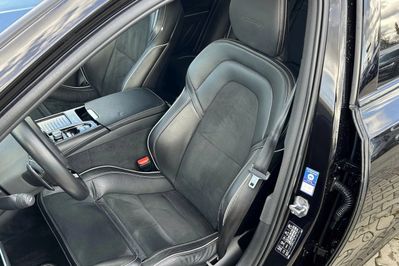 Volvo V90 T8 AWD Plug-In Hybrid R-Design