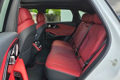 Omoda 9 Super Hybrid Exclusive AWD
