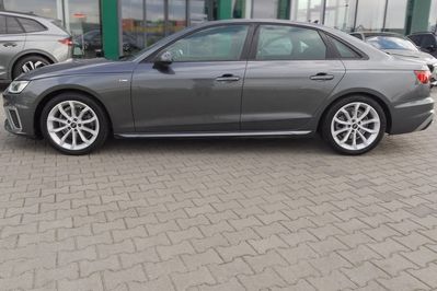 Audi A4 35 TFSI mHEV S Line S tronic